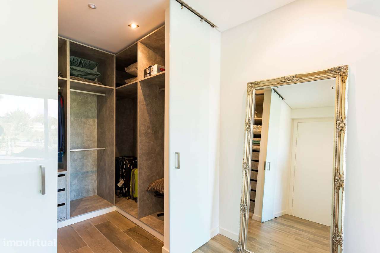 Quinta Moderna de Luxo com 4+1 Suítes, Anexo Independente e Jardim-26