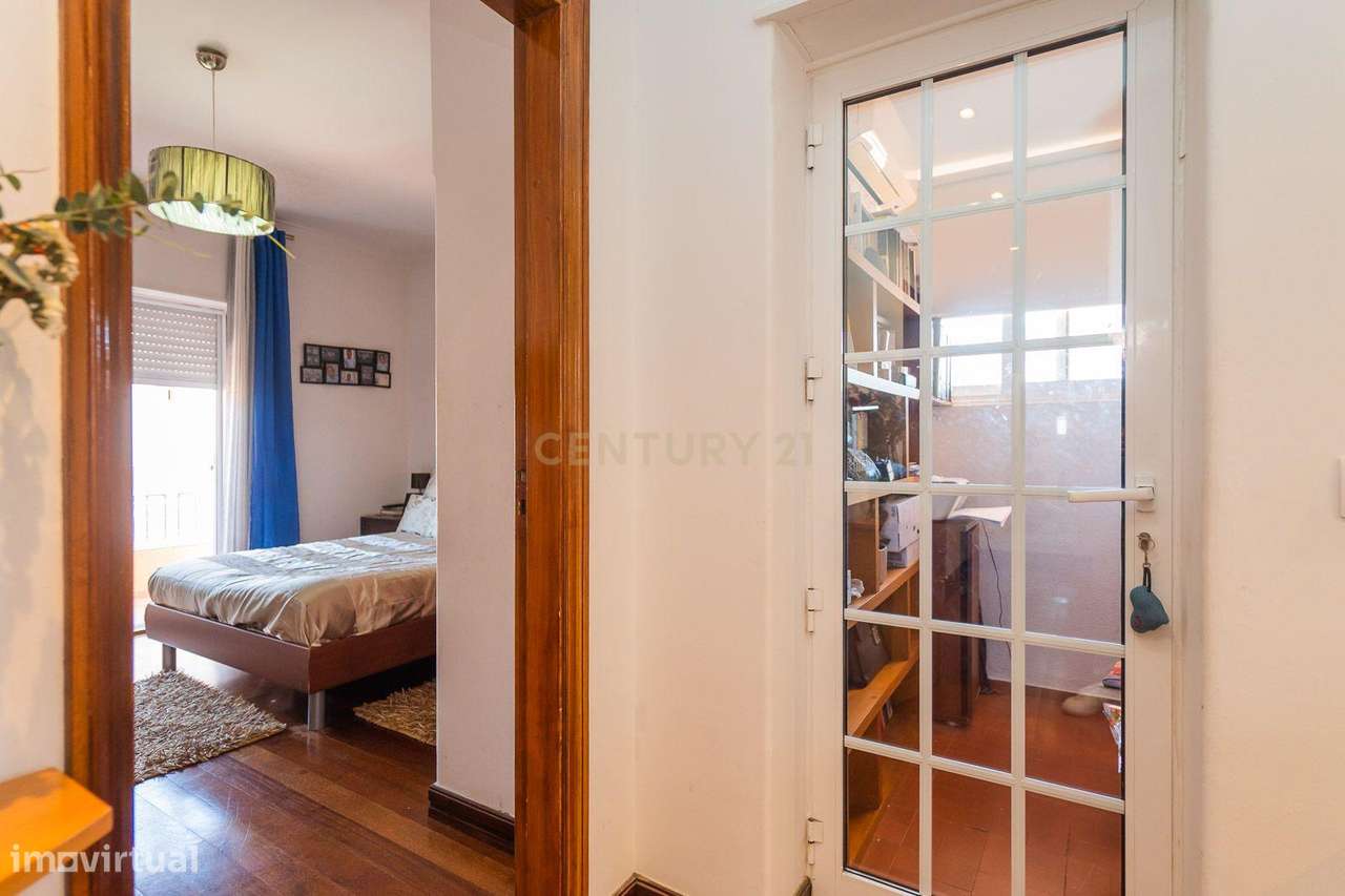 Moradia T4 com piscina-56