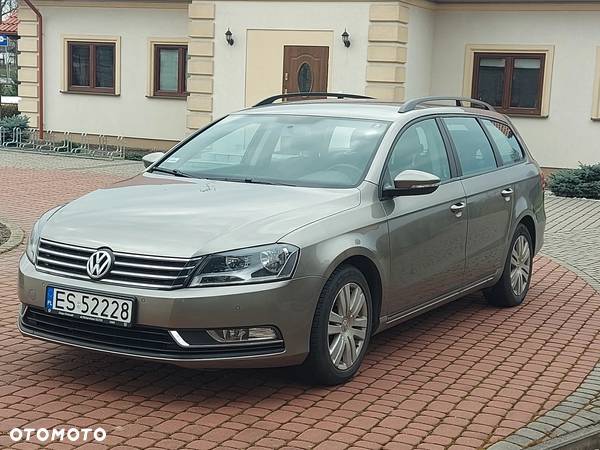 Volkswagen Passat 1.6 TDI Comfortline - 8