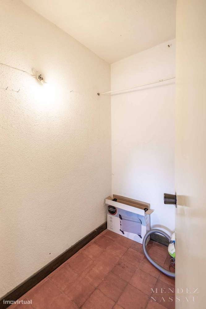 T2 para renovar - Cascais - Grande imagem: 5/25