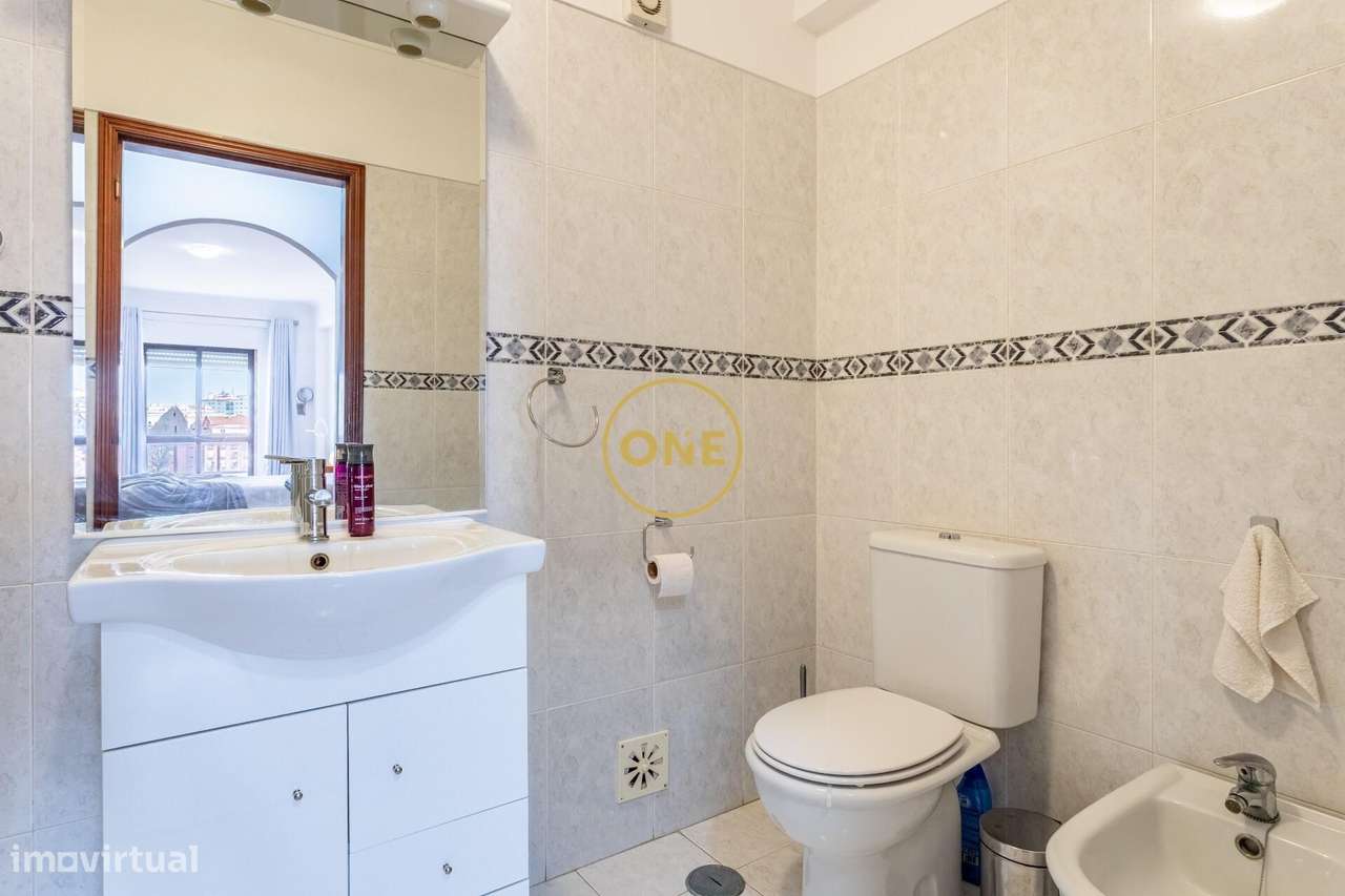 T2 com 108m2, garagem box + parqueamento, vistas Serra de Sintra | Pal-18