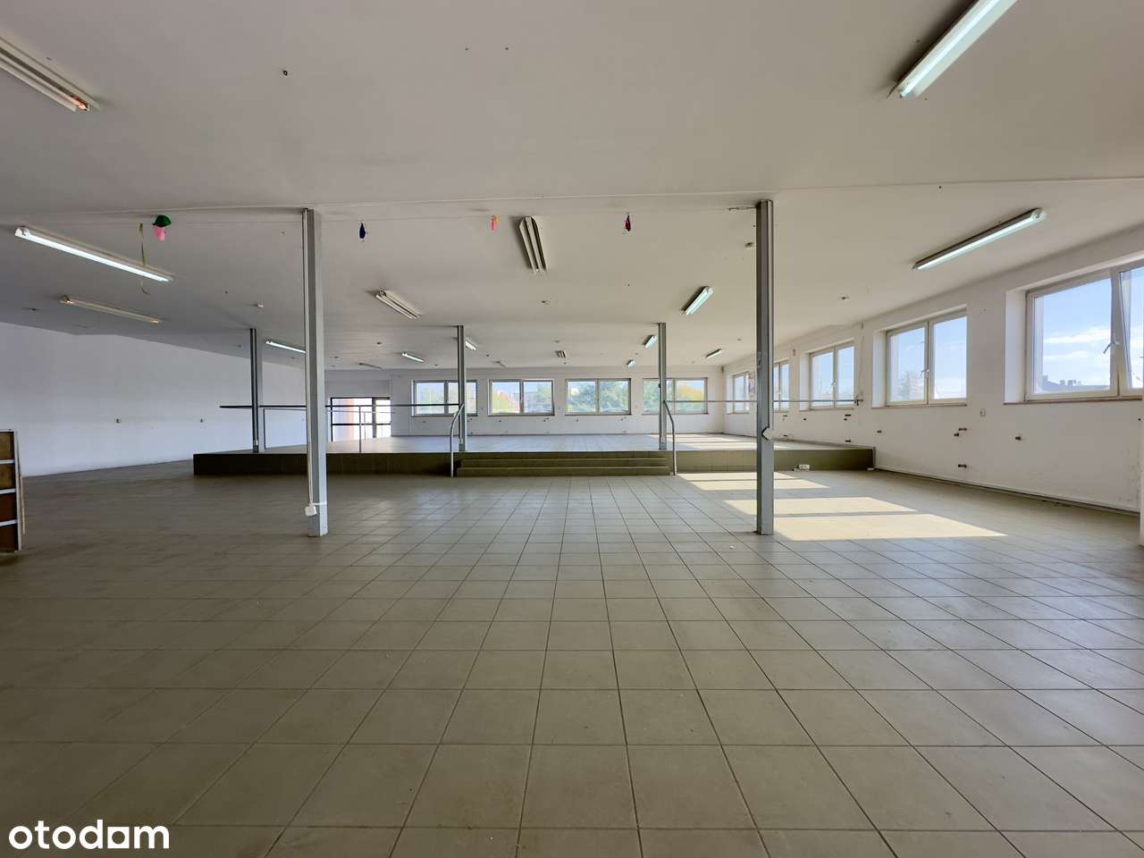 Lokal użytkowy 589 m² | Luboń, ul. Dworcowa | 980 000 zł-7