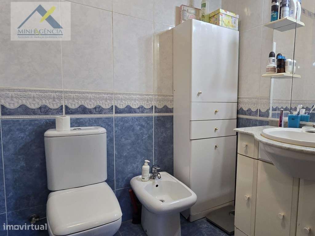 Apartamento T3 com garagem de 45 m2 em Setúbal-21