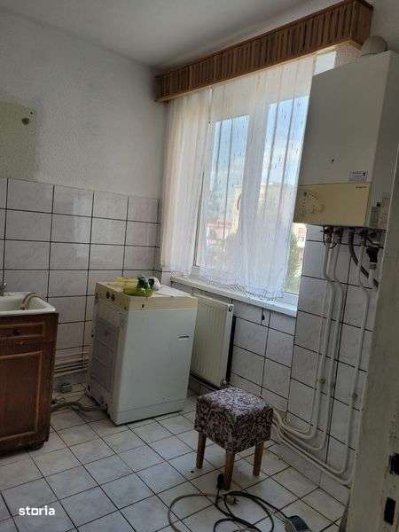 Vand apartament 2 camere decomandat et1 central ( bloc Catena) - Imagine principală: 5/8