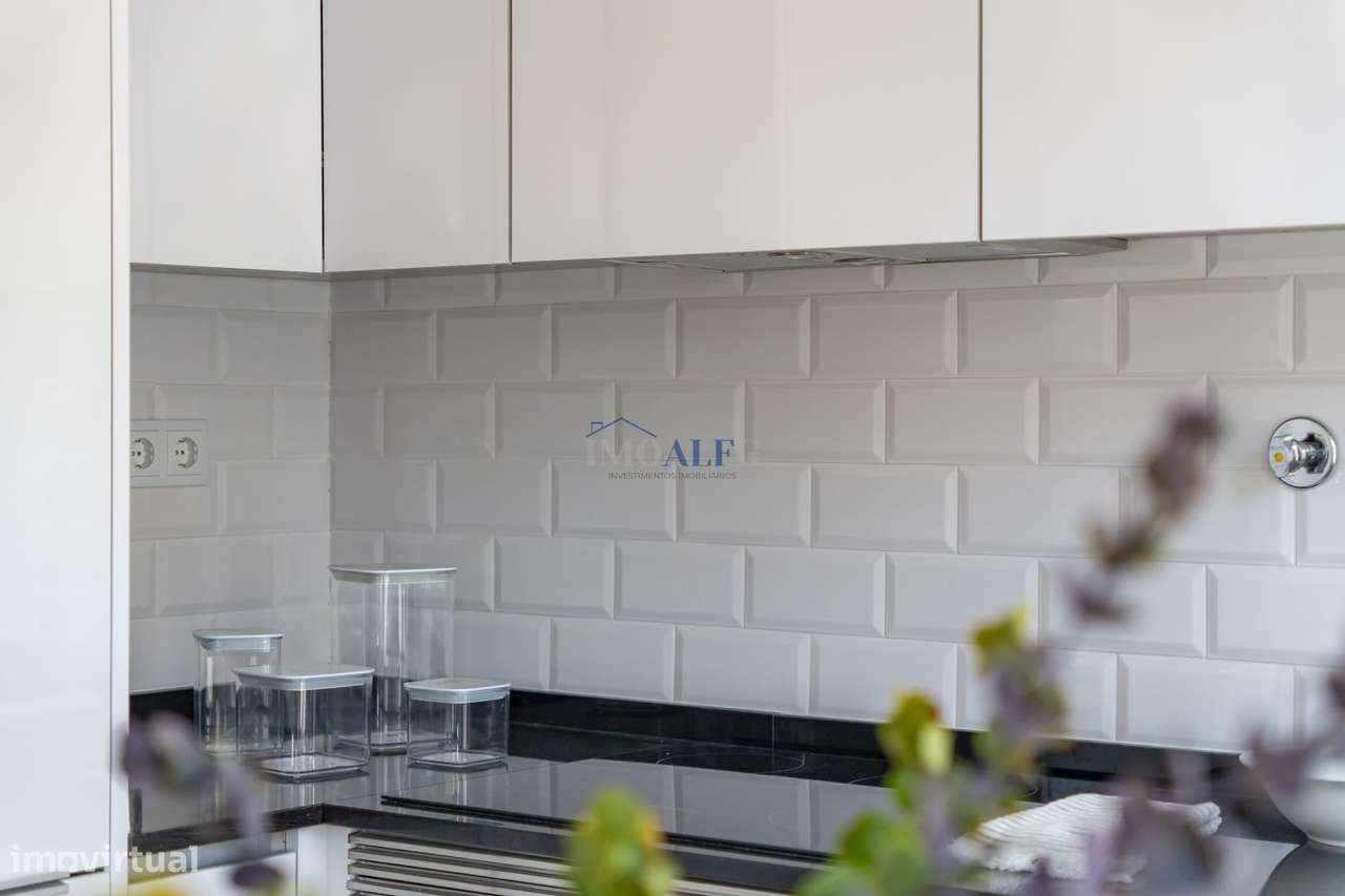 Apartamento T2 com terraço no Bairro de São Vicente - Grande imagem: 5/25