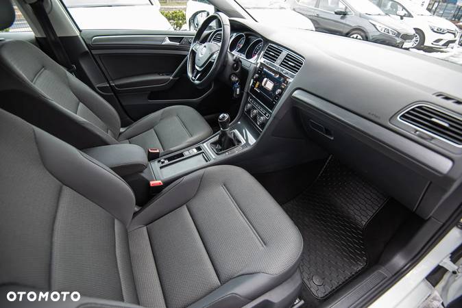 Volkswagen Golf VII 2.0 TDI BMT Comfortline - 6