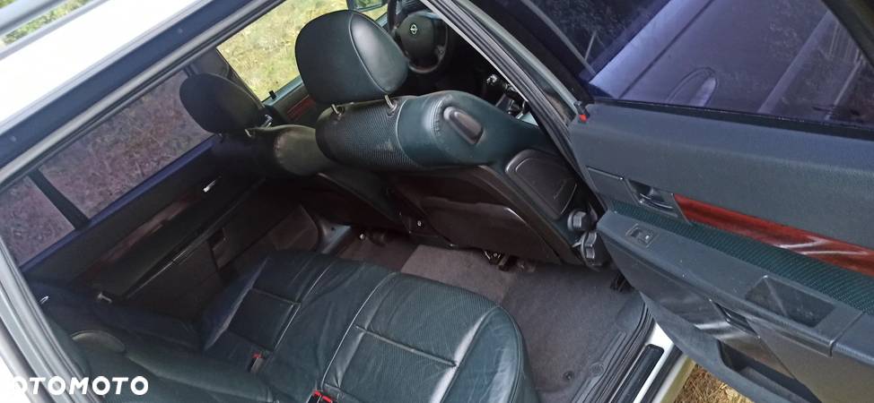 Opel Omega 2.2 Elegance - 8