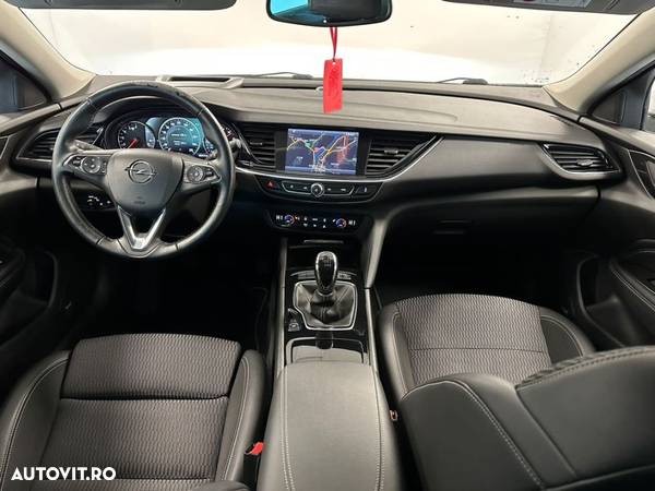 Opel Insignia - 20