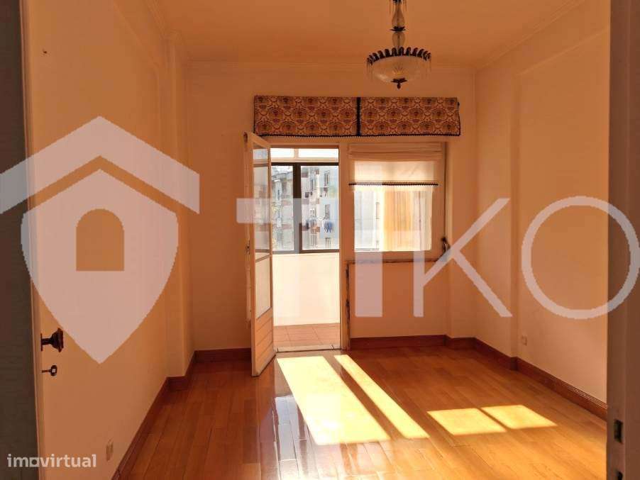 Apartamento T3 em Amadora-26