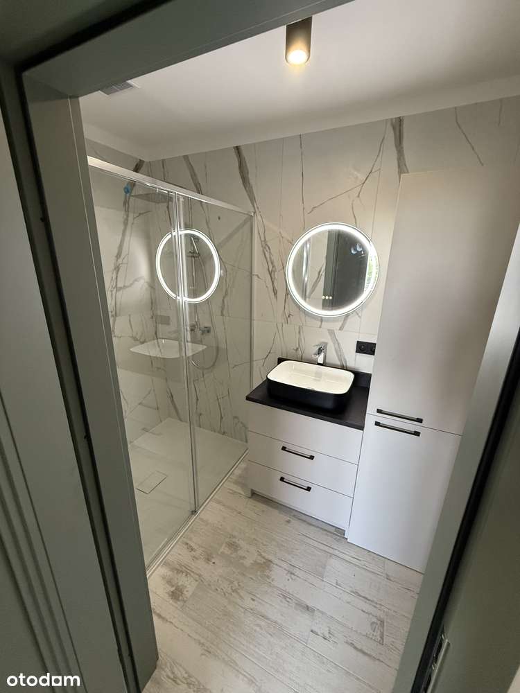 4 pokoje po generalnym remoncie Top lokalizacja (komórka ,piwnica)-3