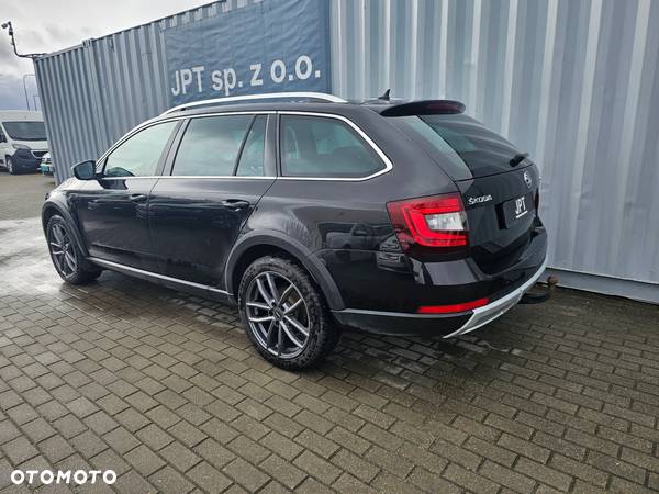 Skoda Octavia Scout 2.0 TDI 4x4 DSG - 5