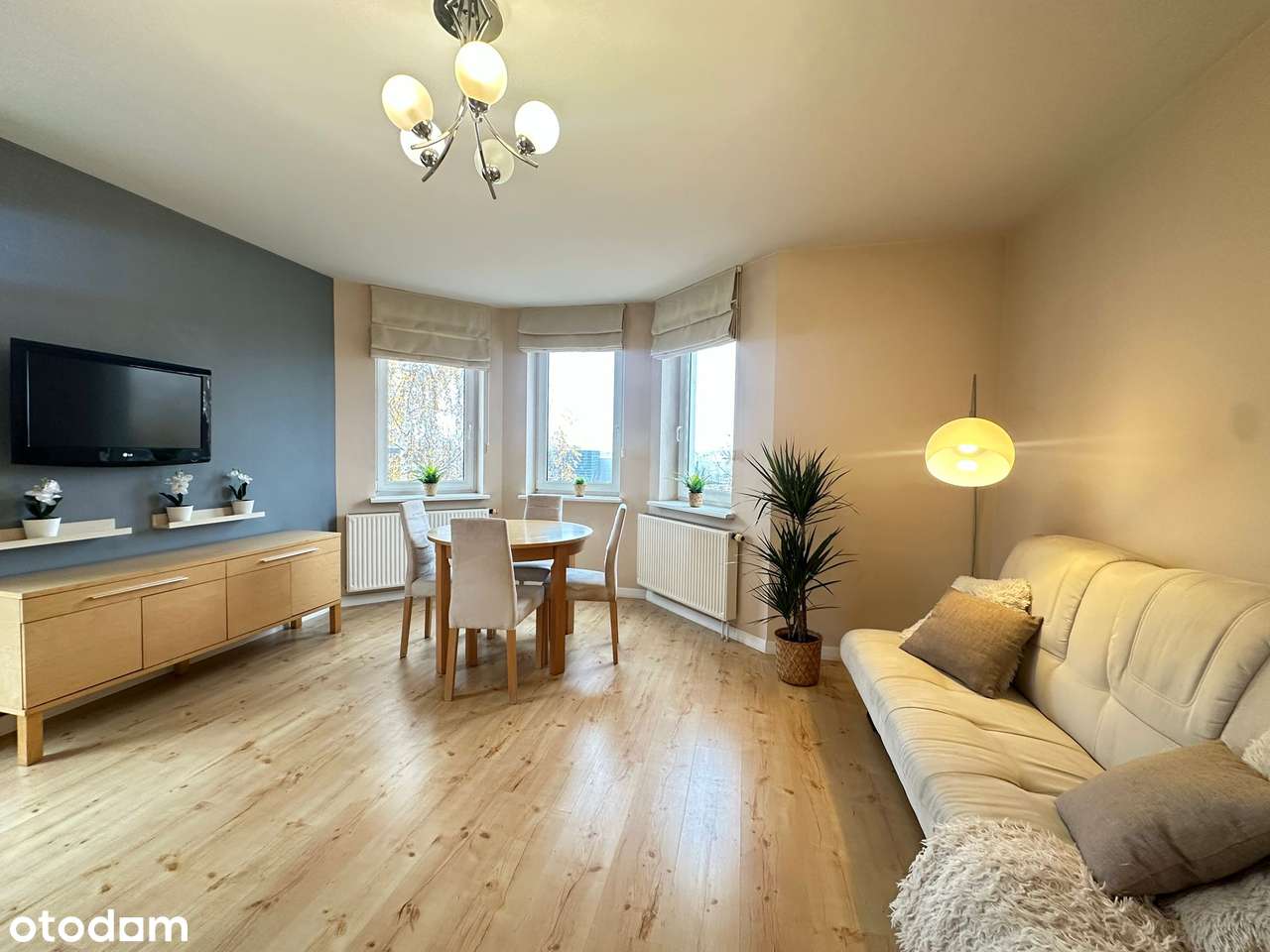 Przestronne 3-pokojowe mieszkanie z balkonem - Pełny obrazek: 1/20