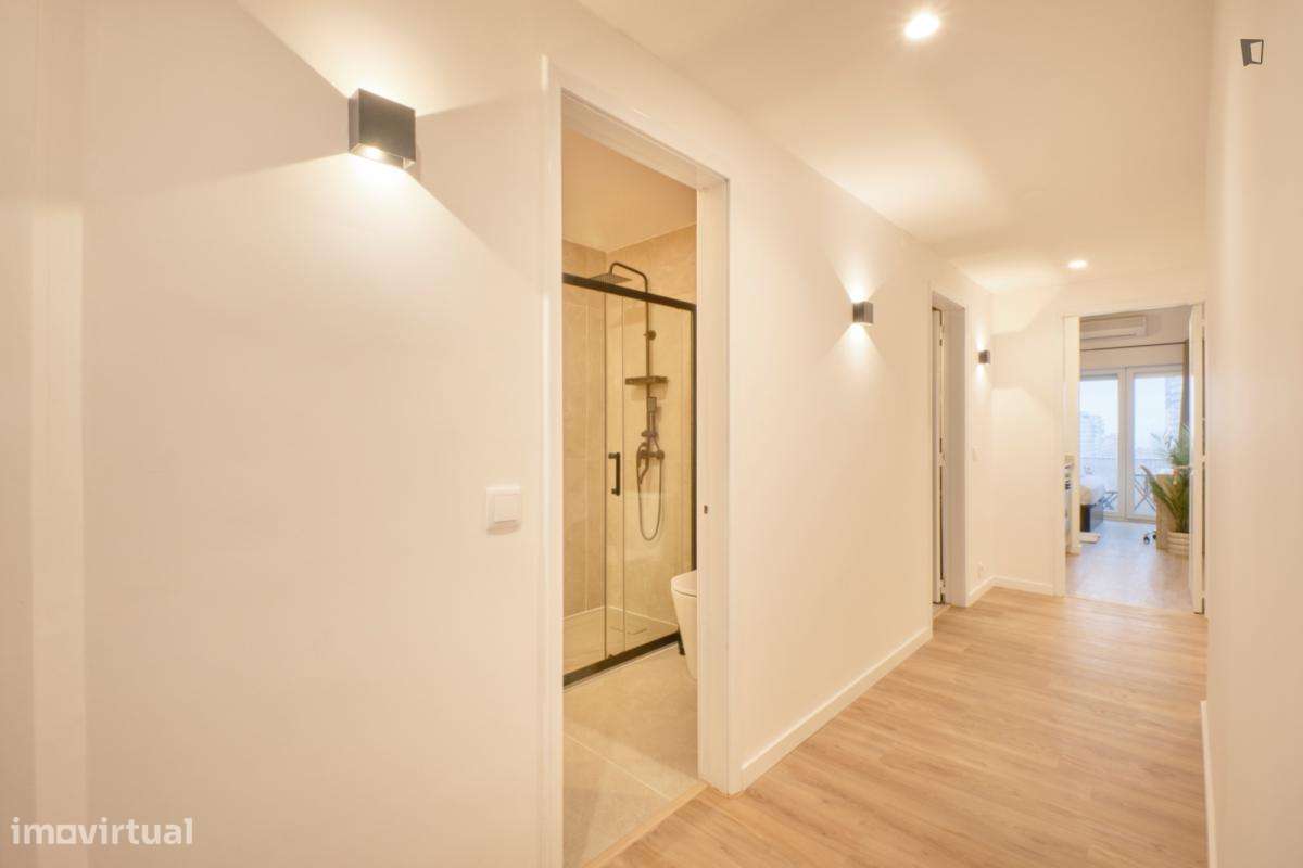 Quarto - localizado em Campolide Lisbon - Grande imagem: 5/10