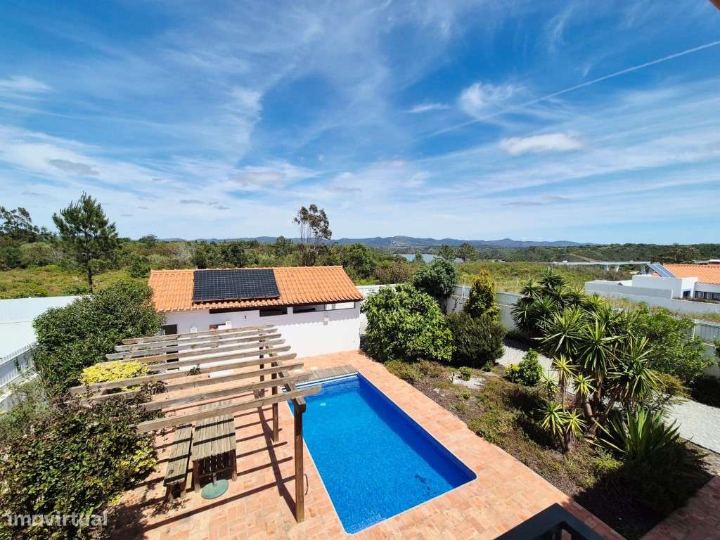 Moradia exclusiva com vista rio em Vila Nova de Milfontes-56
