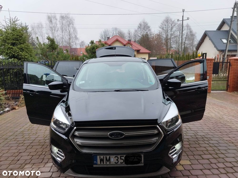 u-ywany-ford-escape-63-580-pln-81-200-km-otomoto