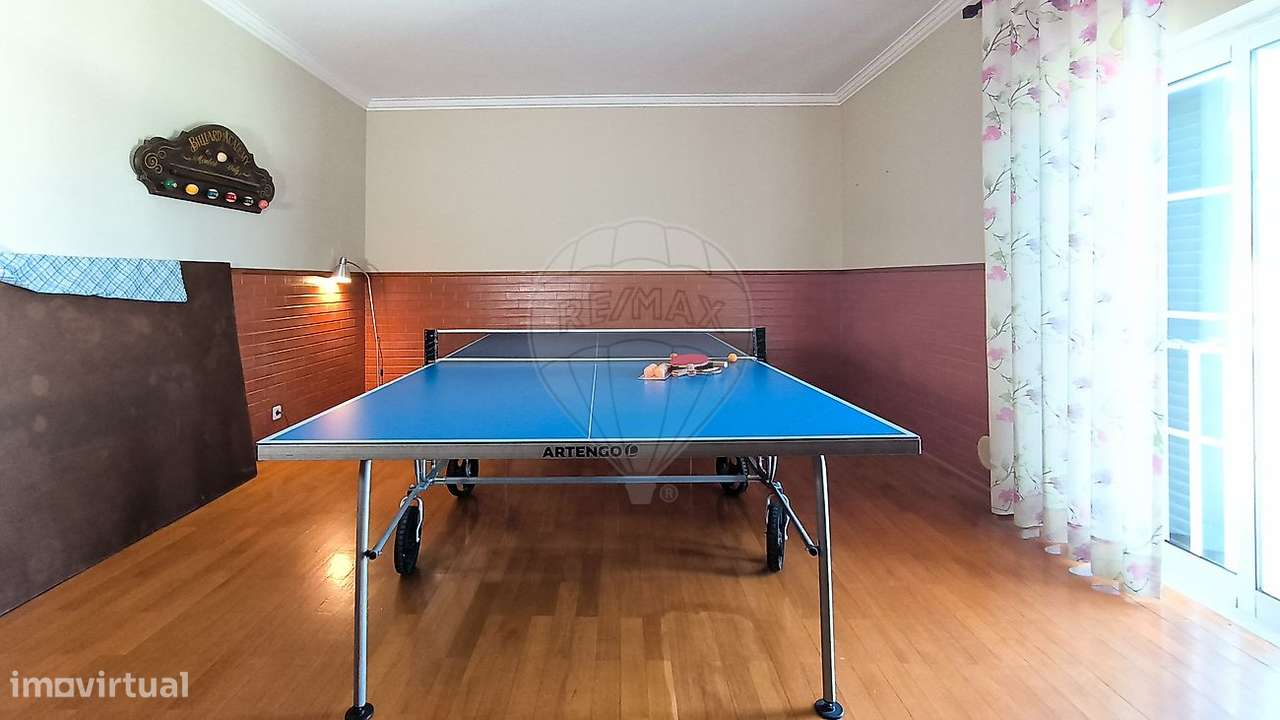 Moradia T5 para venda-10