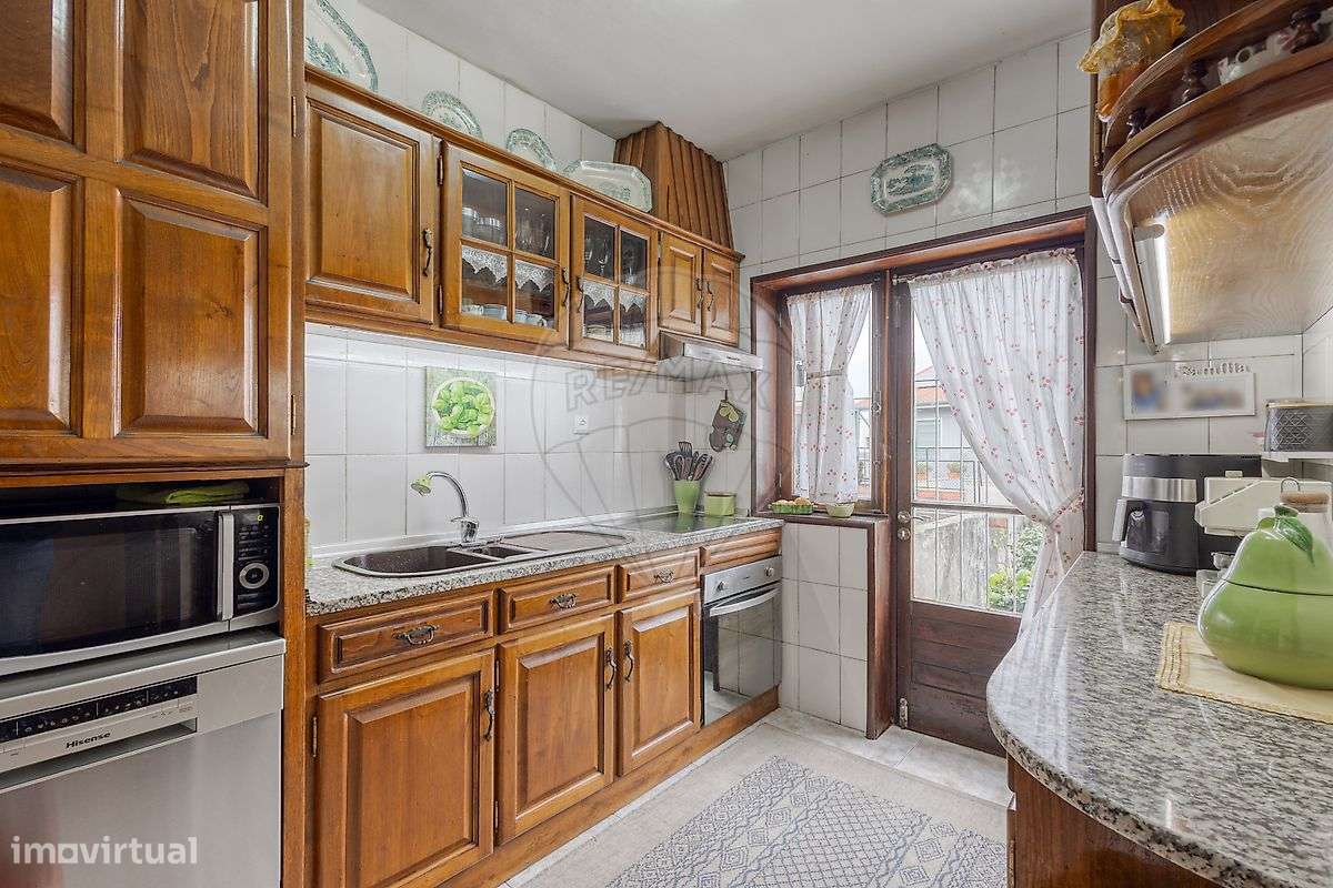 Moradia T5 para venda-5