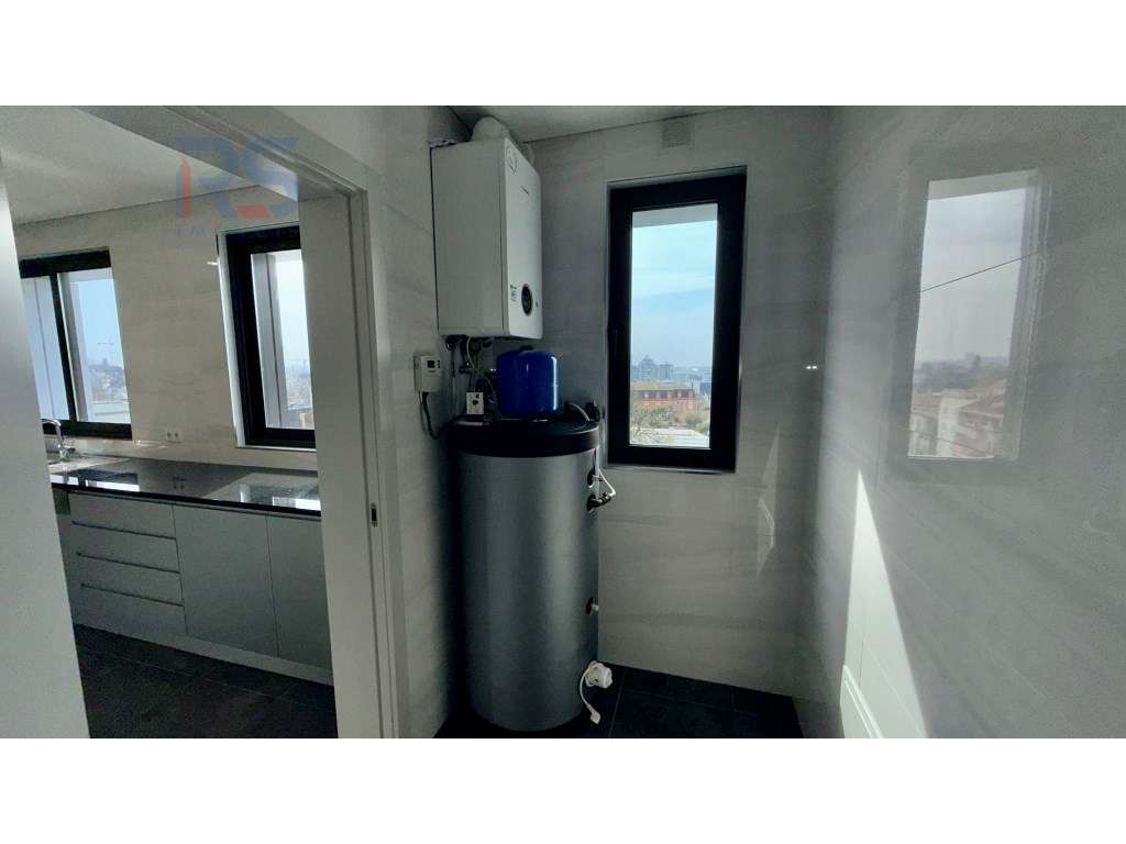 T4 último piso Boavista Porto-20