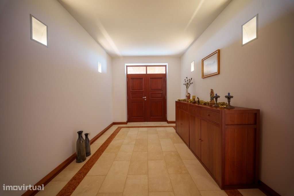 Moradia T5 - Tomar, inserida num amplo terreno de 15.560 m²-27