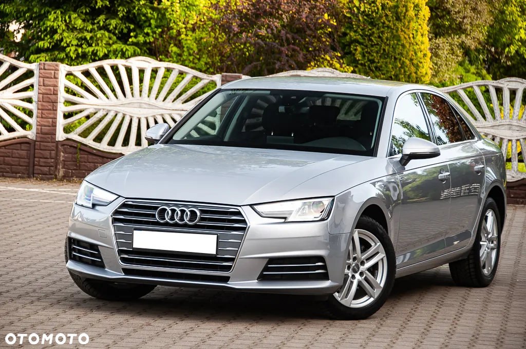 Audi A4 2.0 TDI Design - 8