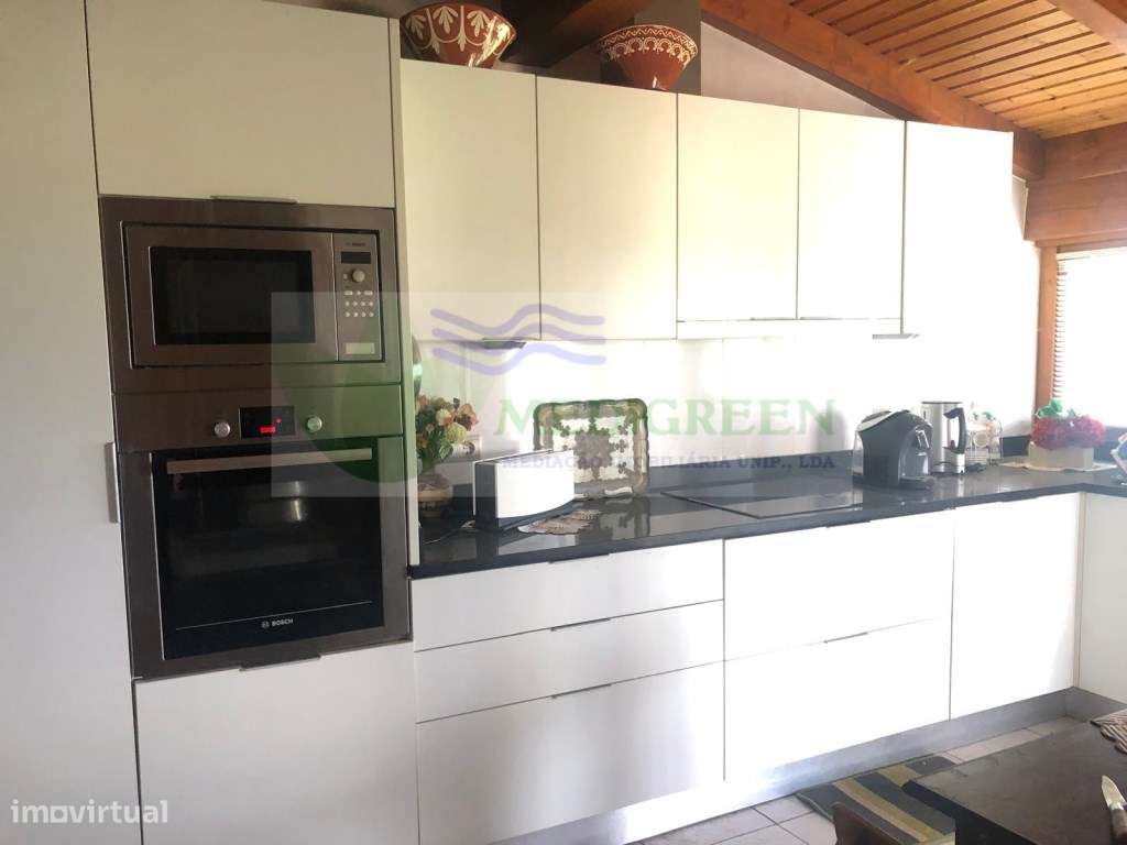 MORADIA T4 | SANTA CRUZ, VALE DE CAMBRA-15