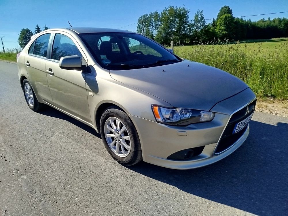 Mitsubishi Lancer IX 1.6 2011