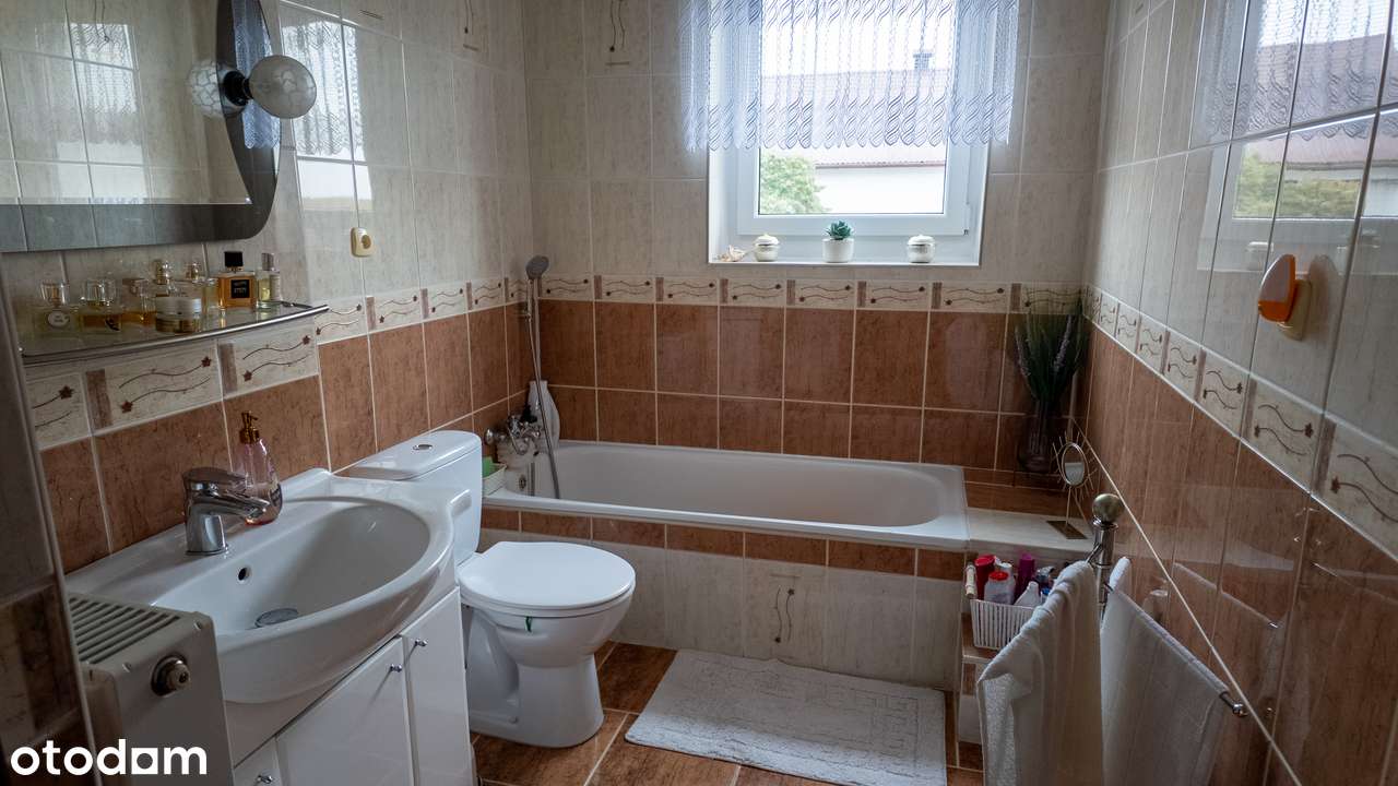 Siedlisko dom z zabudowaniami gospodarczymi na dużej działce 1,85 ha-7