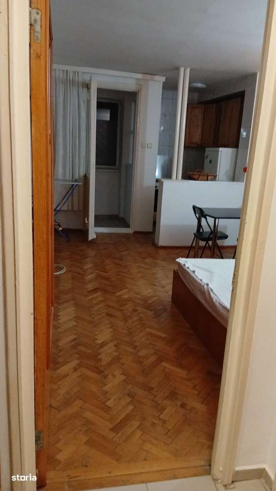 Garsoniera Policlinica Titan - Imagine principală: 5/9