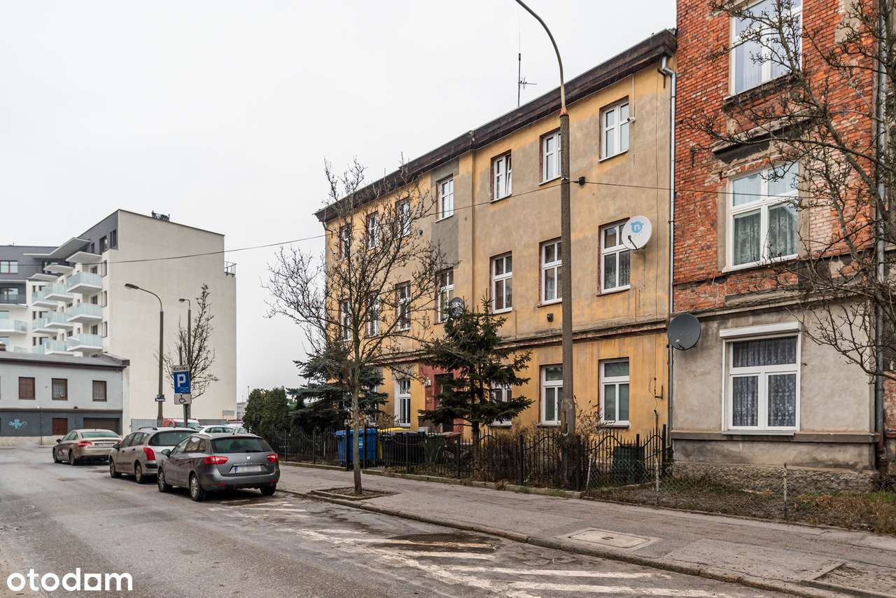 Dwustronne mieszkanie w kamienicy / 2 pokoje / 60 mkw / piwnica-17