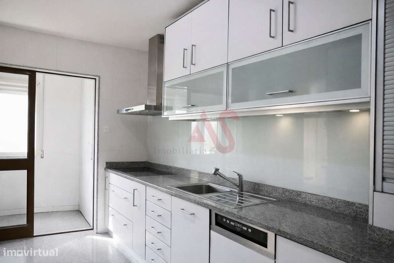 T5 Duplex em Leça da Palmeira – Excelente Localização | 195 m² | 2 Pis - Grande imagem: 4/13