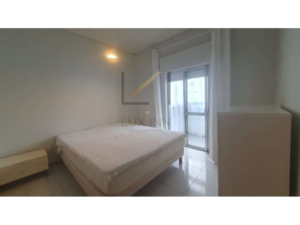 Apartamento T1 totalmente mobilado e equipado-6