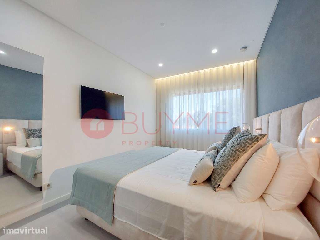 Apartamento T2 Luminoso com Vista Mar em Quarteira-20