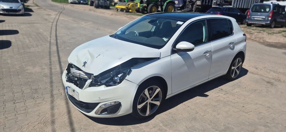 Peugeot 308 T9 1.2 PureTech Allure S&S 2015