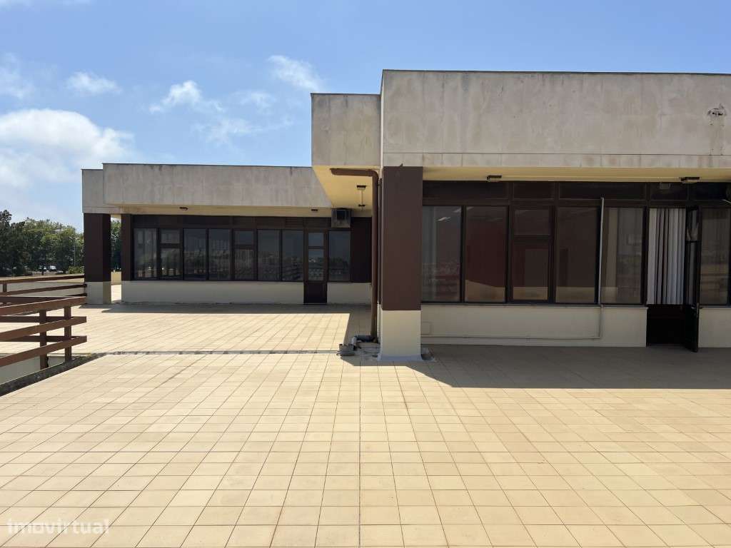 Escritório em Alfragide com 495 m2 - Financiamento até 100%-11