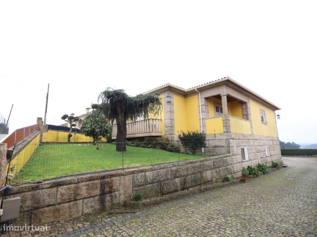 Moradia T5 de cave e rés-do-chão | Airães, Felgueiras - Grande imagem: 3/29