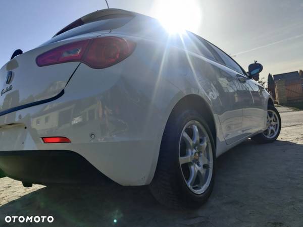 Alfa Romeo Giulietta 1.4 TB MultiAir Exclusive - 3