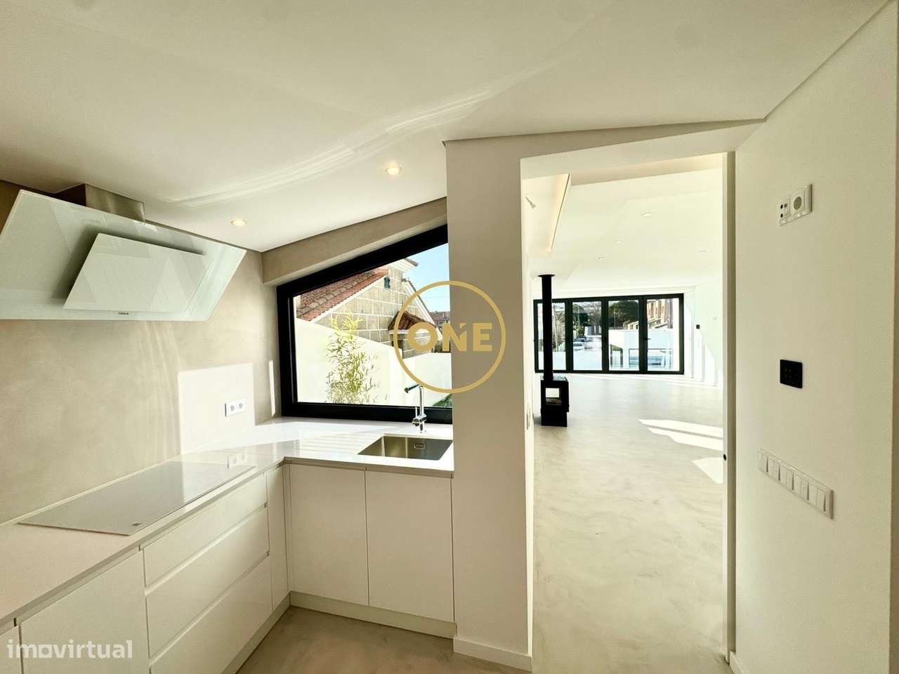 Moradia NOVA T3+1 | 330 m2 | Piscina | PRAIA | Francelos-49