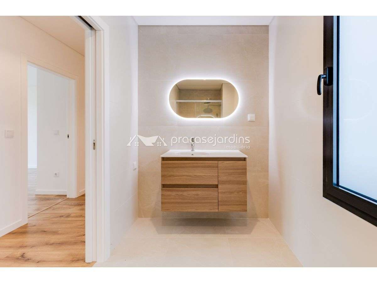 Apartamento T3 novo com espaço exterior privativo-5