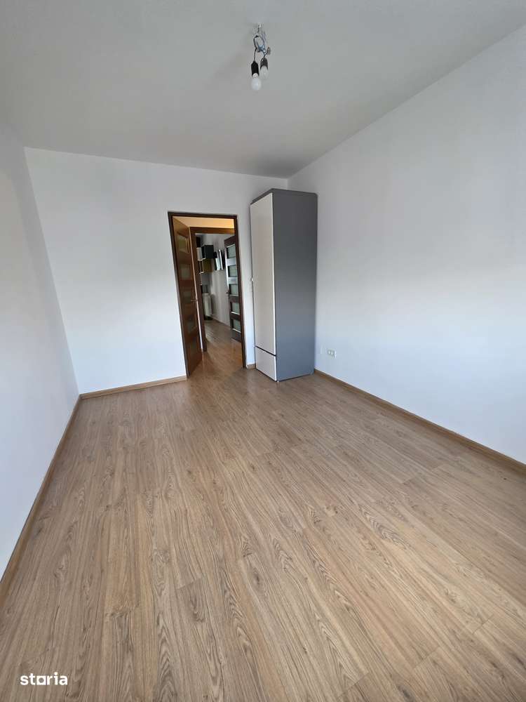 Apartament cu 3 camere de vanzare in zona Campia Libertatii - Parc IOR-6