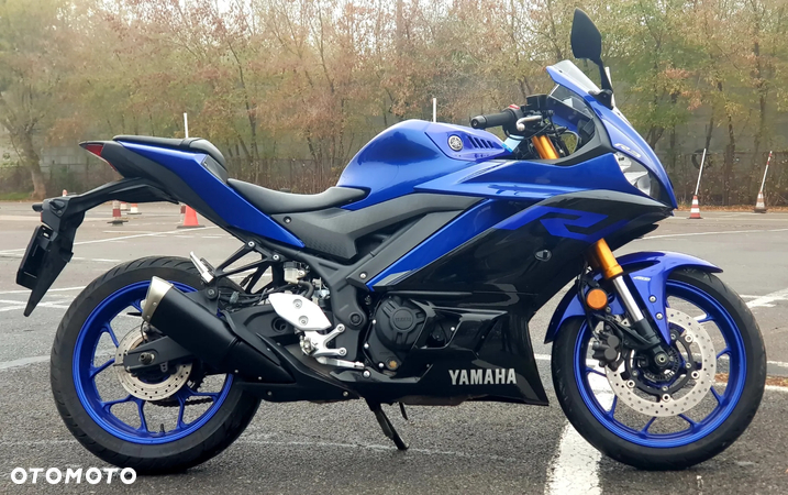 Yamaha R3 - 19