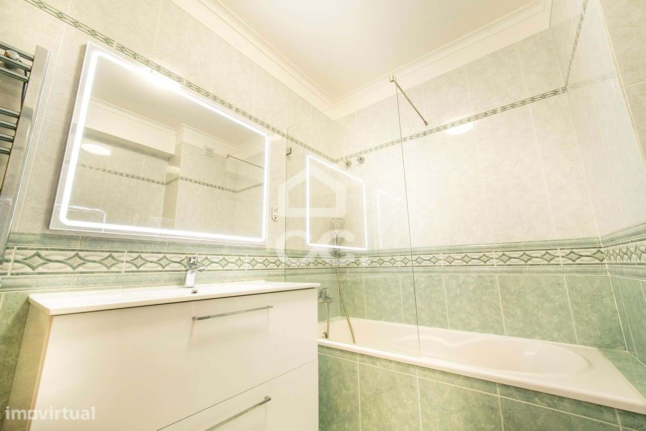 Apartamento T2 no Centro de Cacém-14