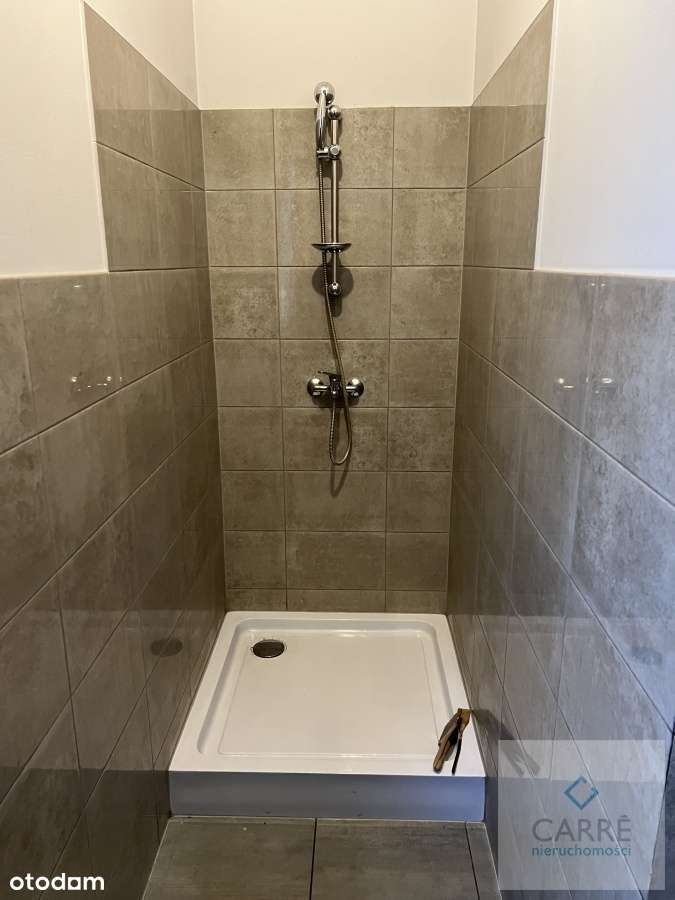 Do sprzedaży budynek komercyjny  w Sierakowie.-18