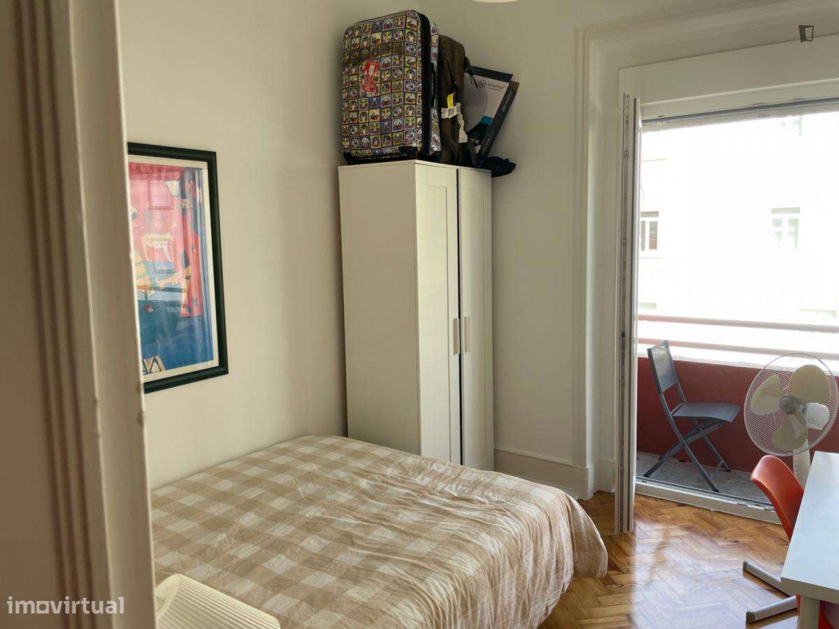 Quarto - localizado em Penha de França Lisbon - Grande imagem: 5/19