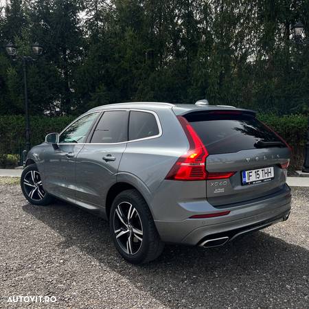 Volvo XC 60 T8 Twin Engine AWD R-Design - 4