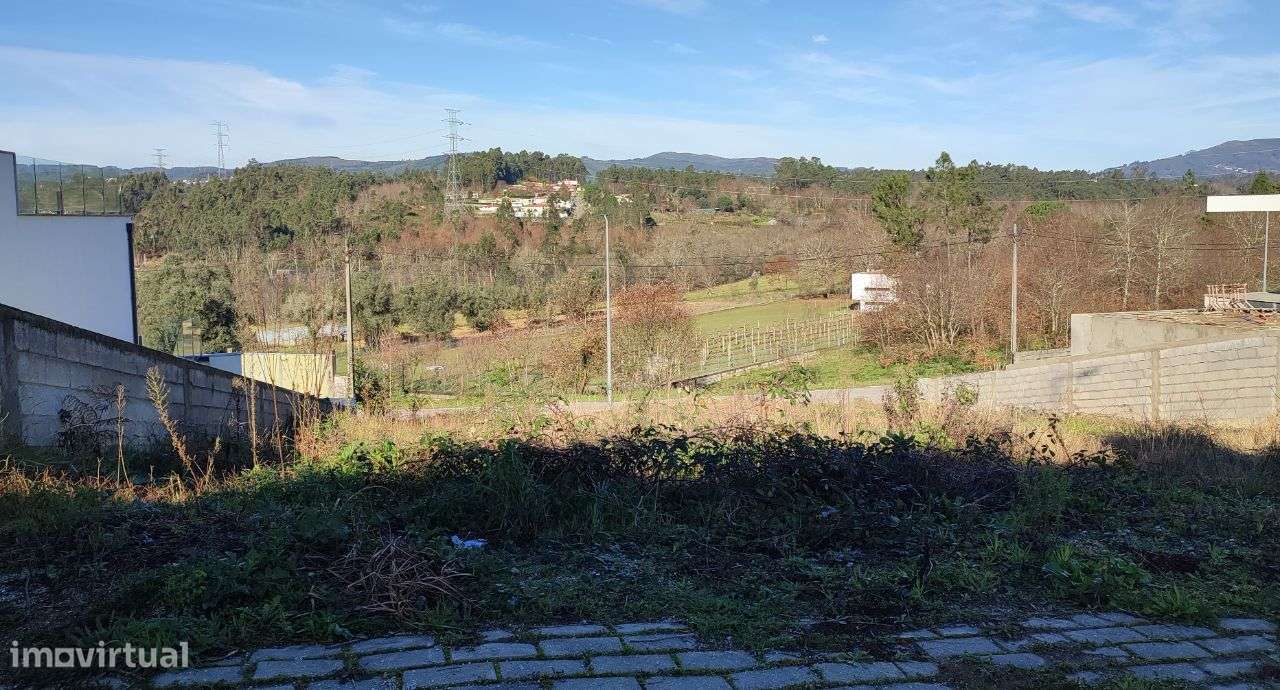Terreno para construção em Bico, Amares - Grande imagem: 4/10