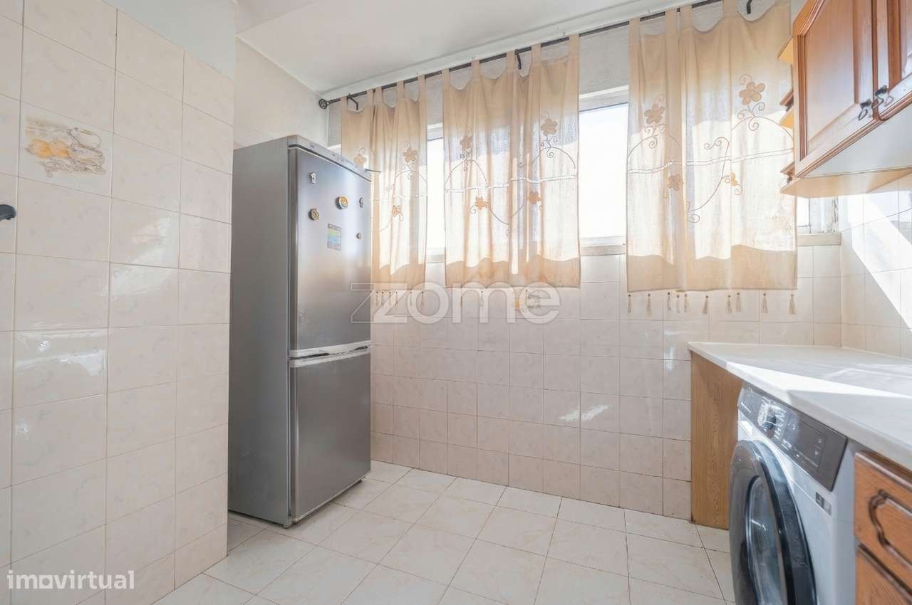 Apartamento T4 em Oeiras com vista mar-10