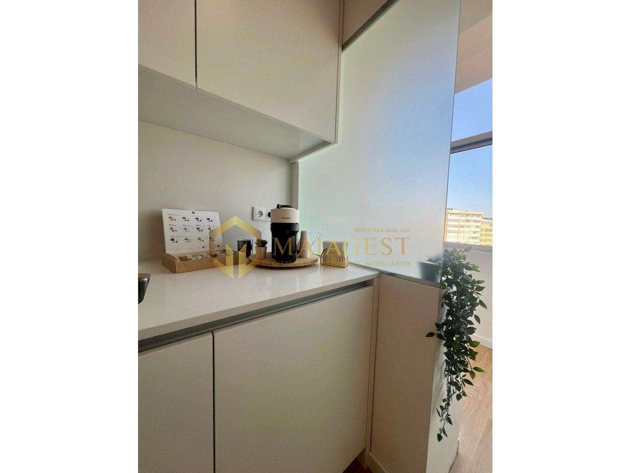 T1+1 Renovado cozinha Equipa e Mobilado próximo St. Ovideo-Vila Nov... - Grande imagem: 5/20