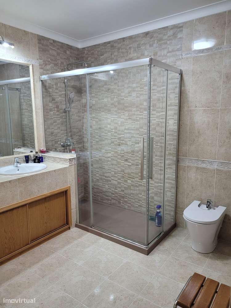 Excelente Apartamento T4-22