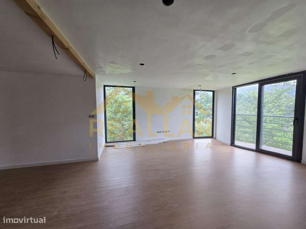 Moradia de Sonho em Fase Final de Remodelação - Arcos de Valdevez-11