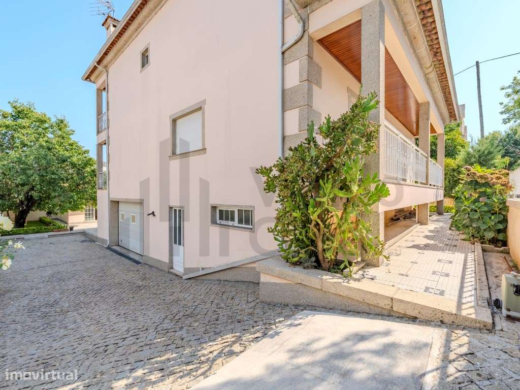 Vende-se Moradia Individual - Braga - Frossos-49